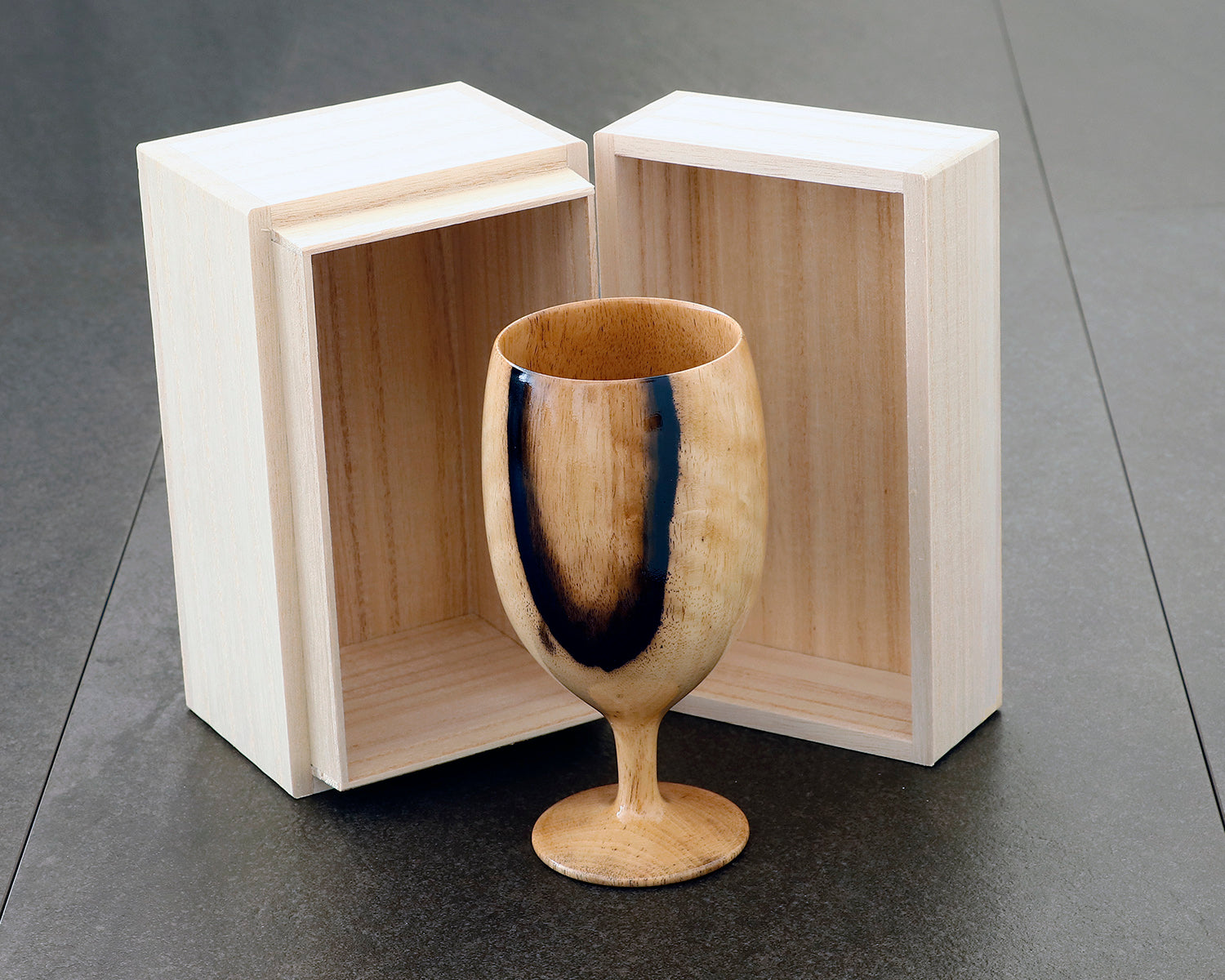 ろくろ木工工芸師 西川嵩製作 黒柿製 ワイングラス JAC-NSK-508-KKWG