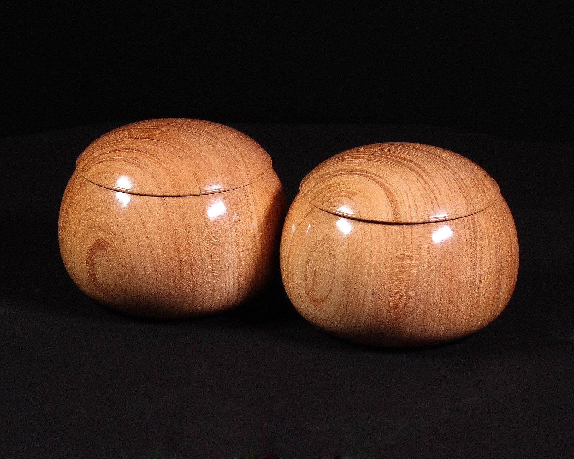 Keyaki [zelkova] Go Bowls – kurokigoishiten