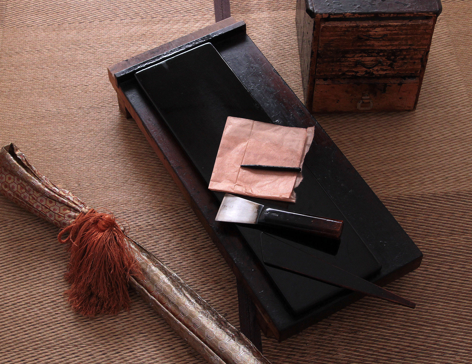 榧 碁盤 盤師 吉田寅義製作 中国産本榧卓上碁盤 天柾 3.0寸 1枚盤 No.79067F