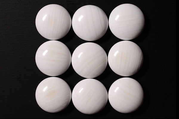 Legendary Hyuga Special Clamshell Go Stones, Snow grade, Size33 *Repaired product 404-HGS-06