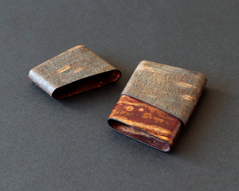 Wild mountain cherry bark craftsman "Mr. Hiroshi Sato" made Business-card Case (Shimofuri bark/Chirashi) 402-YGK-31