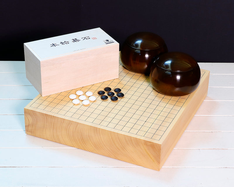 『2024 Christmas SALE』 Clamshell Go Stones Blue label size 40 + Kusu [camphor] Go Bowls + Go Board, 3-Piece Go Set 411-CSGT-02