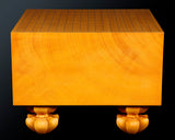 China grown Hon Kaya Masame Go board with legs 7.0-sun / 21.4 cm thick *Off-spec No.71136