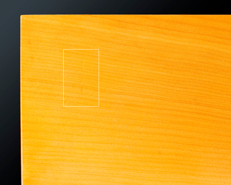 China grown Hon Kaya Masame Go board with legs 7.0-sun / 21.4 cm thick *Off-spec No.71136