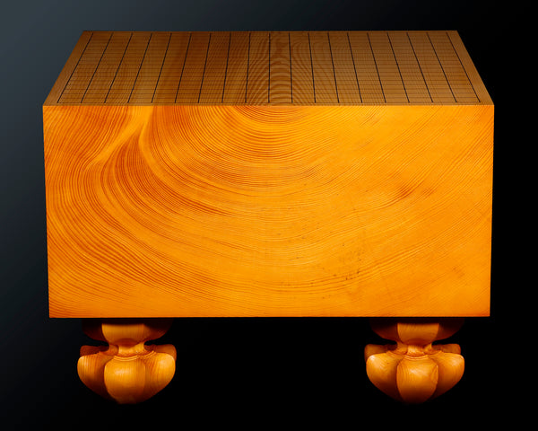 『2025 クリスマスSALE 第2弾』512-CSLG-06 日本産本榧脚付碁盤 木裏 6.9寸 訳有品 No.71146F