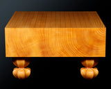 Board craftsman Mr. YOSHIDA made Hyuga Kaya Go board with legs "Ten-masa" 4.1-Sun (thick about 125 mm) No.74029F *Off-spec