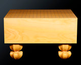 601-YDB-01 Board craftsman Mr. Torayoshi YOSHIDA made Hyuga Kaya Go Board with Legs Tenchi-masa 5.3-Sun (about 161 mm thick) No.74030F