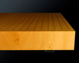 Board craftsman Mr.Miura of Yachimata Gobanten made Japan grown Hon-Kaya Table Go board Ten-masa (Masame) 2.0-sun / 61 mm thick 4-piece composition board Haguruma-mori finish lines No.75004