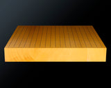Board craftsman Mr.Miura of Yachimata Gobanten made Japan grown Hon-Kaya Table Go board Ten-masa (Masame) 2.0-sun / 61 mm thick 5-piece composition board Haguruma-mori finish lines No.75005