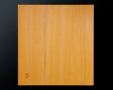 Board craftsman Mr.Miura of Yachimata Gobanten made Japan grown Hon-Kaya Table Go board Ten-masa (Masame) 2.0-sun / 61 mm thick 5-piece composition board Haguruma-mori finish lines No.75005