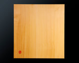 Board craftsman Mr.Miura of Yachimata Gobanten made Japan grown Hon-Kaya Table Go board Ten-masa (Masame) 1.9-sun / 60 mm thick 3-piece composition board Haguruma-mori finish lines No.75008