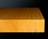 Board craftsman Mr.Miura of Yachimata Gobanten made Japan grown Hon-Kaya Table Go board Ten-masa (Masame) 2.0-sun / 61 mm thick 4-piece composition board Haguruma-mori finish lines No.75011