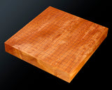 Contemporary Master Go board Craftsman Mr.Kumasu made Yakusugi(Yakushima Cedar) table Go board with figured grain 2.1-Sun(thickness: approx. 64 mm) No.77011F *Off-spec