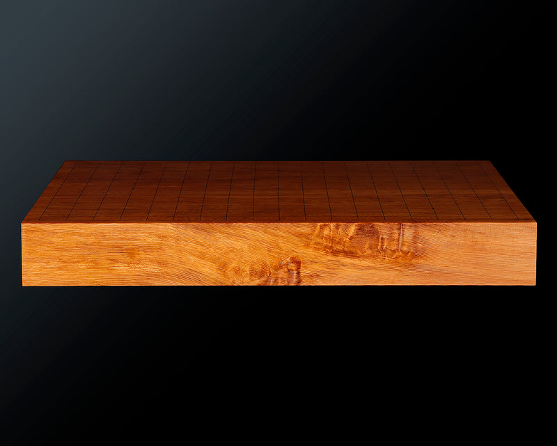 Contemporary Master Go board Craftsman Mr.Kumasu made Yakusugi(Yakushima Cedar) table Go board with figured grain Oily burl 1.8-Sun(thickness: approx. 57 mm) No.77012F *Off-spec