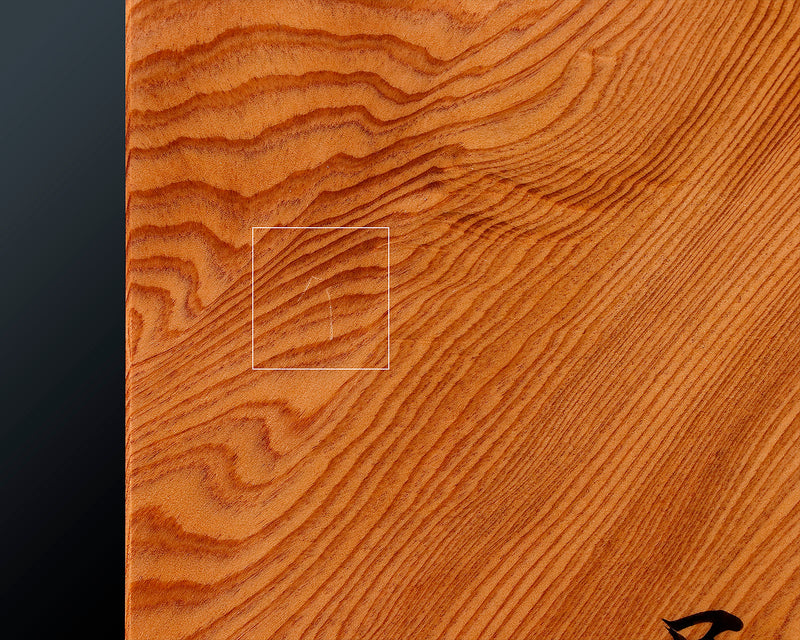 Contemporary Master Go board Craftsman Mr.Kumasu made Yakusugi(Yakushima Cedar) table 11-ro Go board with figured grain 2.0-Sun(thickness: approx. 61 mm) No.77015F *Off-spec