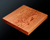 602-BK-GB02 Contemporary Master Go board Craftsman Mr.Kumasu made Yakusugi(Yakushima Cedar) table Go board Itame 1.6-Sun(thickness: approx. 50 mm) No.77018F