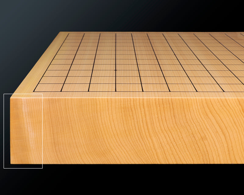 Go board craftsman Mr. Keiji MIWA made Japan grown Hon kaya 13-ro 1.8-Sun (55mm thick) Oi-masa 1-piece Table Go Board No.78056 *Off-spec