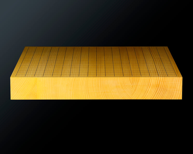 Board craftsman Mr.Torayoshi Yoshida made Japan grown Kaya Masame 1.8-Sun(75 mm thick) 3-pieces table Go board No.79075F