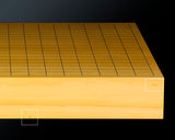 Board craftsman Mr.Torayoshi Yoshida made Japan grown Kaya Masame 1.8-Sun(75 mm thick) 3-pieces table Go board No.79075F