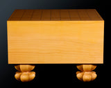 Board craftsman Mr. Torayoshi YOSHIDA made Hyuga Kaya Kiura 5.6-Sun (about 170 mm thick) Shogi Board with legs No.84008F