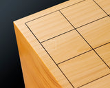 Board craftsman Mr. Torayoshi YOSHIDA made Hyuga Kaya Kiura 5.6-Sun (about 170 mm thick) Shogi Board with legs No.84008F