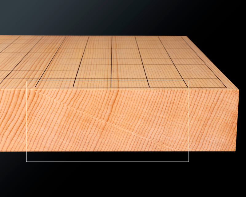 Board craftsman Mr. Torayoshi YOSHIDA made Shin kaya [Spruce wood] Shihou-masa 1.9-Sun (about 58 mm thick) Table Shogi Board No.89031