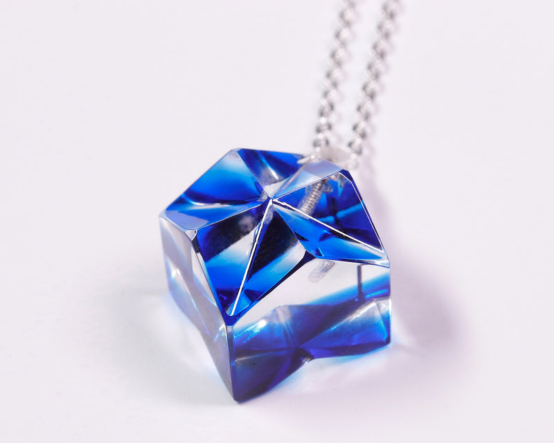 『2025 Christmas SALE』511-CSP-01 Shimadzu Satsuma Kiriko Cut Crystal Glass "Pendant – Cubic A, Cross / Blue" JAC-STK-502-01