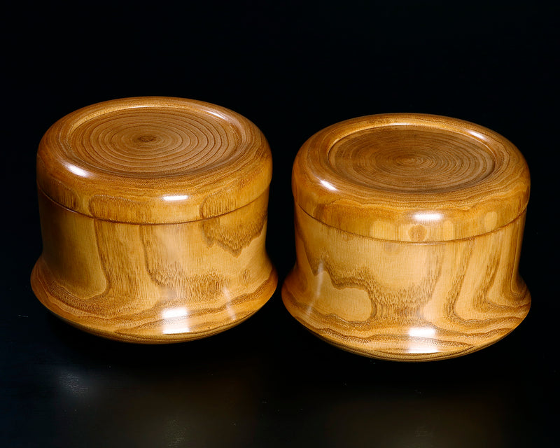 510-SGK-07 Wood craftsman "懐志 / Kai-shi" made Kuri [chestnut] Go Bowls for size 30 - 36 Go stones, "Hon-in-bo gata" Shape GK-KR36HB-SB501