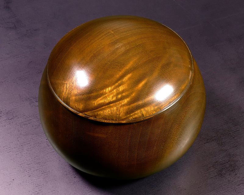 木工挽物職人 懐志製作 「楠（くす）」碁笥 特大 ~36号碁石用 杢入り GK-KS36TM-SB501