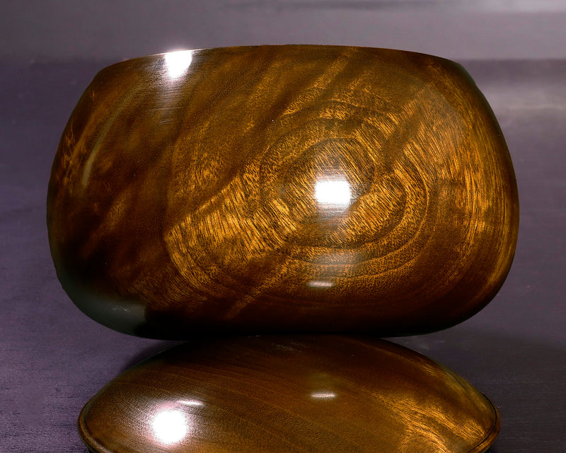 木工挽物職人 懐志製作 「楠（くす）」碁笥 特大 ~36号碁石用 杢入り GK-KS36TM-SB501