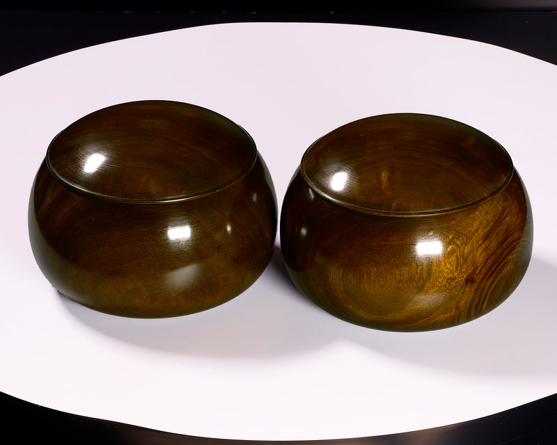 510-SGK-12 Wood craftsman "懐志 / Kai-shi" made Kusu 【Camphorwood】Figured Go bowls for size 43 - 50 Go stones, GK-KS50TM-SB501