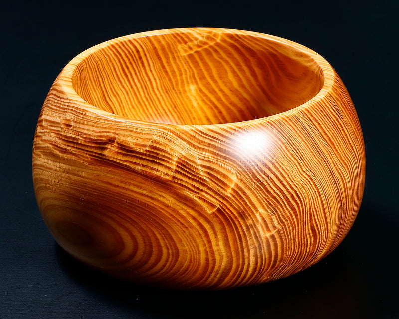 Wood craftsman Mr. Kawashita made Pine wood Go Bowls for ~36 Go stones GK-MTS-BK508-GK36-01 *Off-spec
