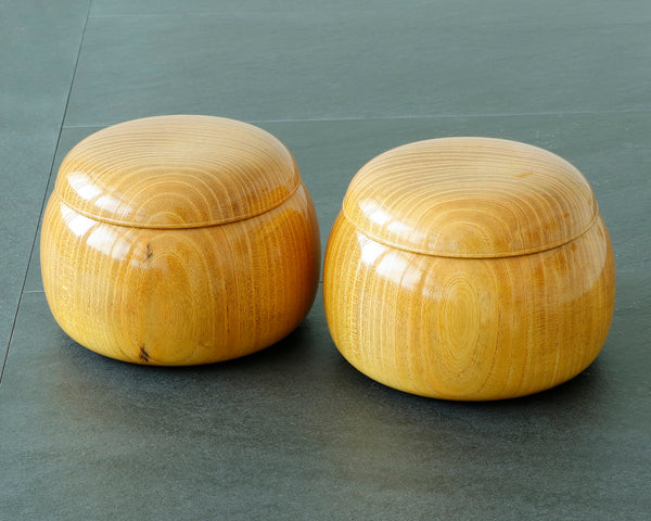 Mr. Takashi NISHIKAWA made Nigaki [Picrasma Wood] Go Bowls GKNGK-NS40-407-01