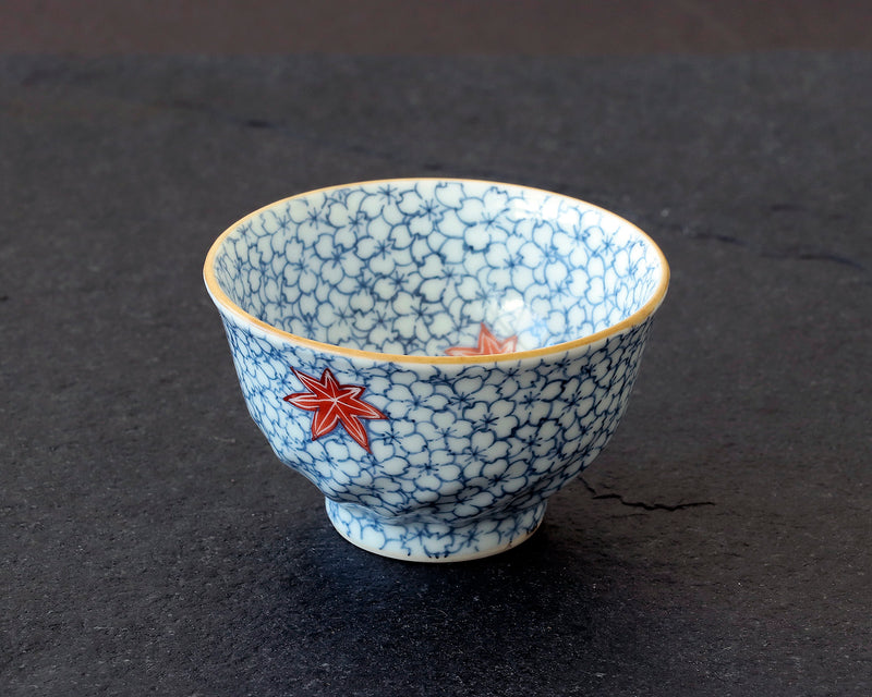 Kyoto Kiyomizu-Yaki Pottery Artist "丹影 / Ni-Ei" made "Sake cup / cherry blossoms design" JAC-KNI-406-01