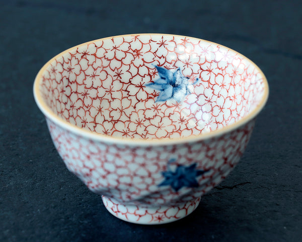 Kyoto Kiyomizu-Yaki Pottery Artist "丹影 / Ni-Ei" made "Sake cup / cherry blossoms patterns" JAC-KNI-406-02
