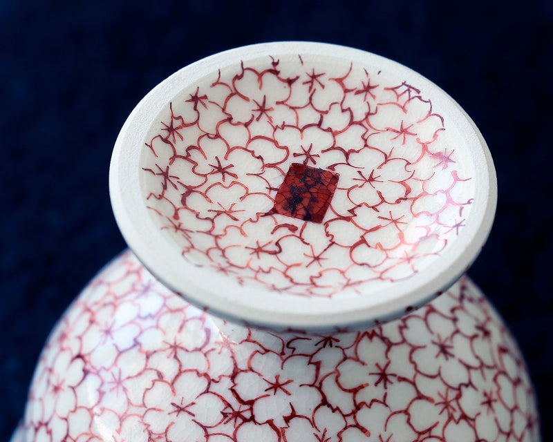 Kyoto Kiyomizu-Yaki Pottery Artist "丹影 / Ni-Ei" made "Sake cup / cherry blossoms patterns" JAC-KNI-406-04