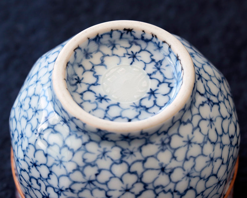 Kyoto Kiyomizu-Yaki Pottery Artist "丹影 / Ni-Ei" made "Sake cup [Do-tai-Some-nishiki] / cherry blossoms patterns" JAC-KNI-406-05