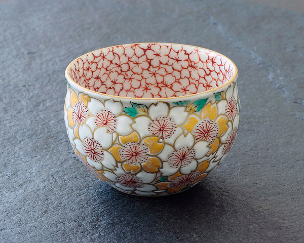 Kyoto Kiyomizu-Yaki Pottery Artist "丹影 / Ni-Ei" made "Sencha cup (Tea or Sake cup) / Cherry blossoms patterns" JAC-KNI-406-07