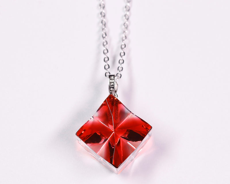 『2025 Christmas SALE』511-CSP-02 Shimadzu Satsuma Kiriko Cut Crystal Glass "Pendant – Cubic A, Flower / Gold-Red" JAC-STK-502-02