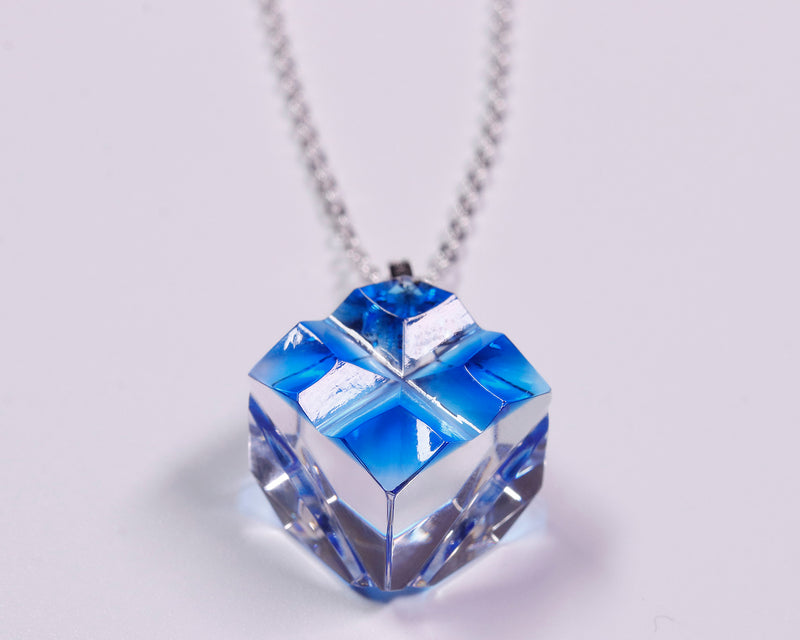 『2025 Christmas SALE』511-CSP-03 Shimadzu Satsuma Kiriko Cut Crystal Glass "Pendant – Cubic A, Cross / Blue" JAC-STK-502-03