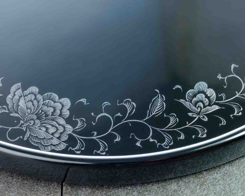Wajima Lacquerware Round Tray “Housouge Black” (8-Sun) JAC-WOF-510-03