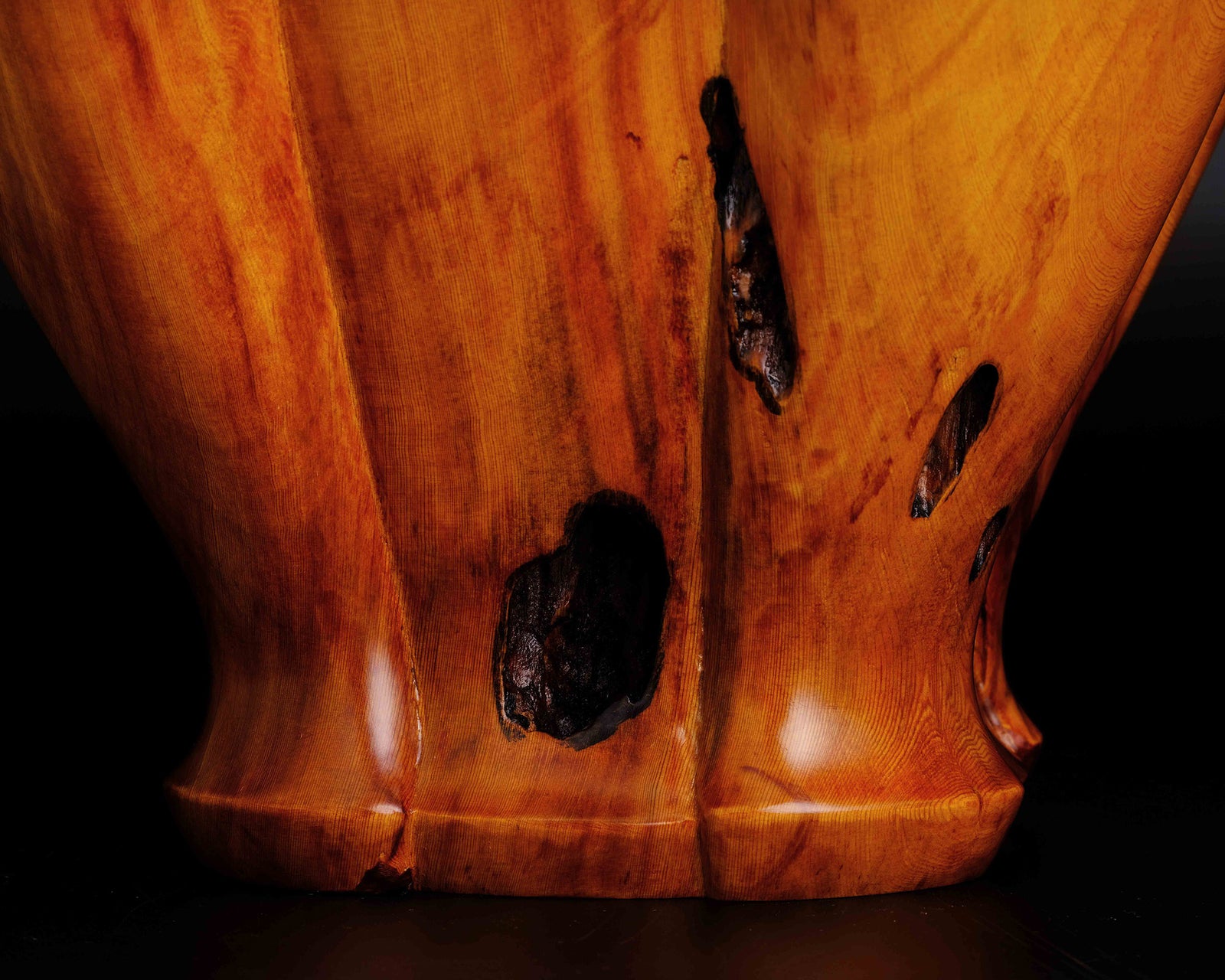 屋久杉　壺 矢野和也監修 総手彫り『総虎杢屋久杉壺』 | 東京書芸館公式通販ウェブ