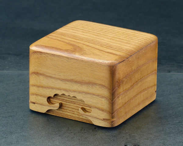 November 17th, "Shogi Day" Special Shima Kuwa [Island mulberry] made Shogi pieces Box 411-KB-01