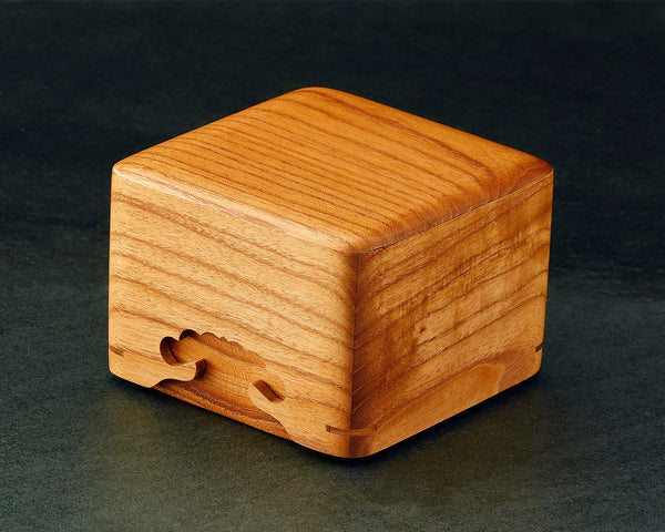 November 17th, "Shogi Day" Special Shima Kuwa [Island mulberry] made Shogi pieces Box 411-KB-07