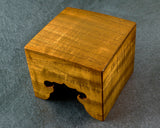 605-SPF-SPB16 Mr.Seiji Matsuura made Shima Kuwa [Island mulberry] Shogi pieces Box with figured wood grain Fuki-urushi lacquer finish KMB-SKFK-604-003