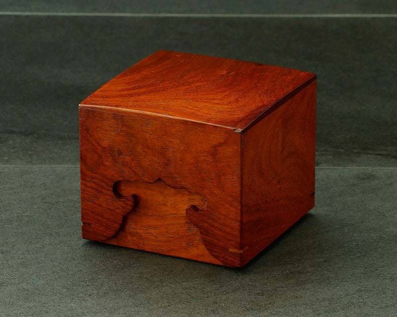 November 17th, "Shogi Day" Special Mr.Seiji Matsuura made Shitan [rosewood] Shogi pieces Box 411-KB-11