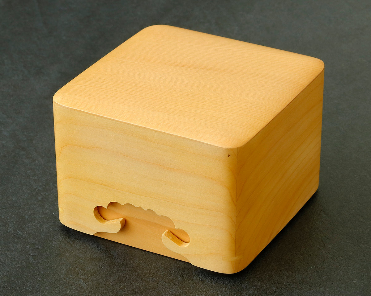 宮大工制作 名入り 将棋台 ケヤキ製 新着将棋用品 – kurokigoishiten