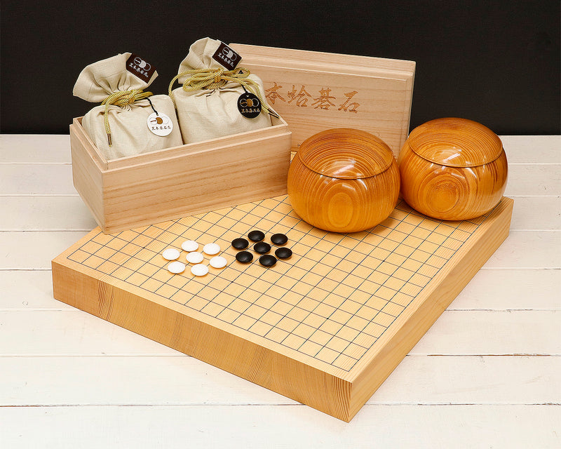 Manager's Recommended 3-Piece Go Set - ④ 【Shin-Kaya (Spruce wood) table Go board, clamshell Go Stones Premium Blossom grade and "Keyaki / Zelkova" Go bowls】