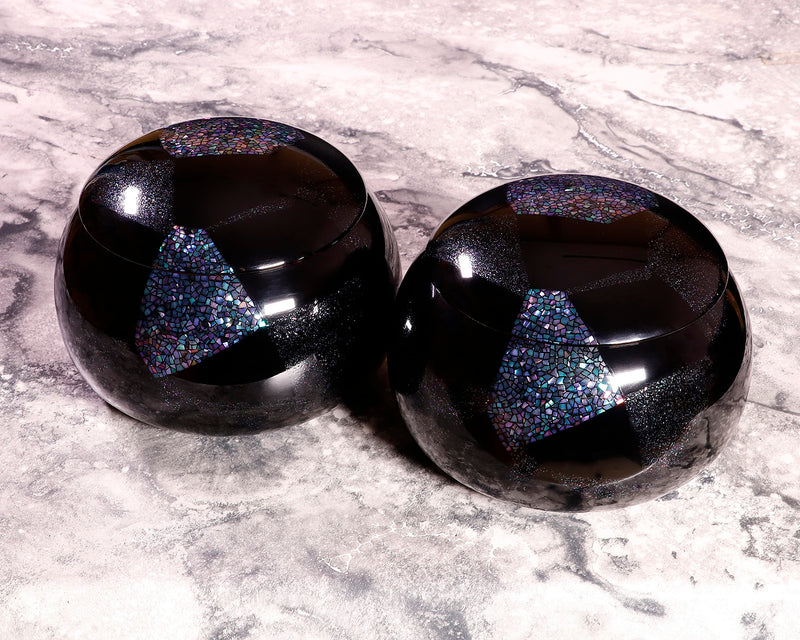 『2025 Christmas SALE』511-CSM-L03 Table Go Board with “Cherry Blossom Design and Raden (Mother-of-Pearl) Inlay” by Urushi Artist Mutsumi Oitate