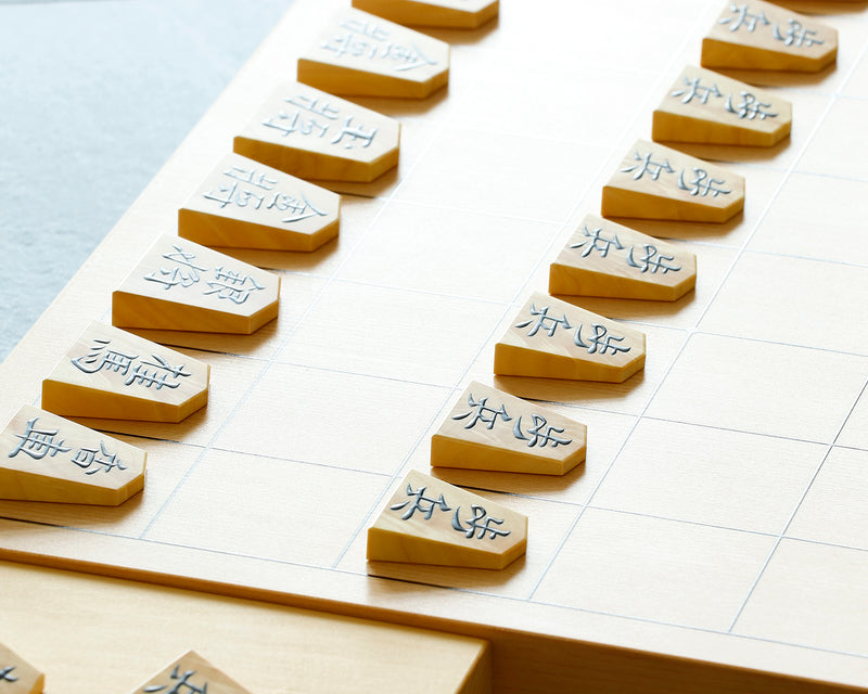 駒師 富月作 薩摩本黄楊 孔雀杢 錦旗 盛揚げ(上げ)将棋駒 SHK-FG510-03